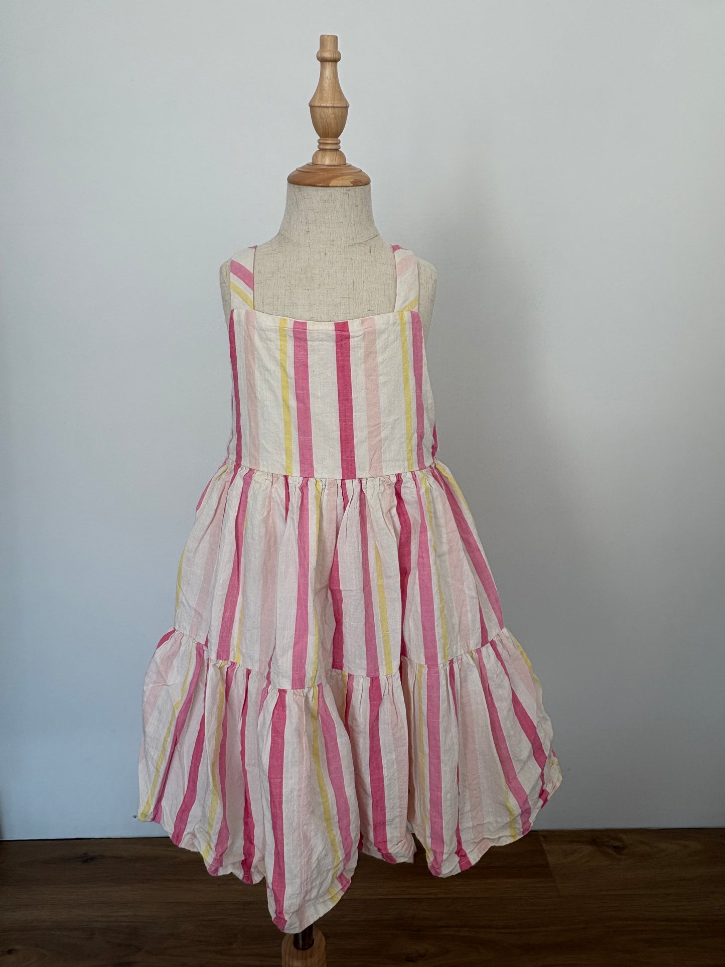 Robe - sans étiquette - 5/6 ans
