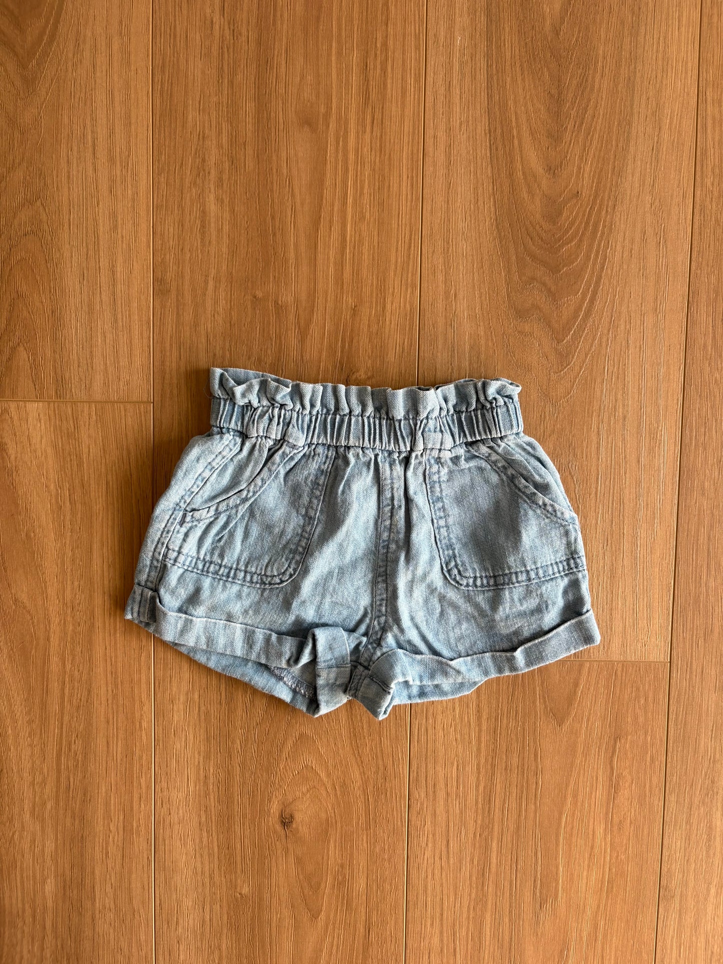 Short - Old Navy - 6/12 mois
