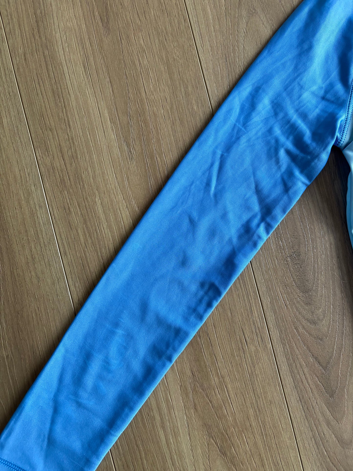*Imparfait* Chandail/maillot - George - 7/8 ans