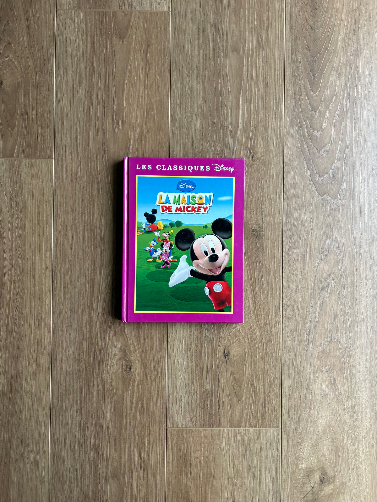 Les classiques Disney - La maison de Mickey, 95 pages