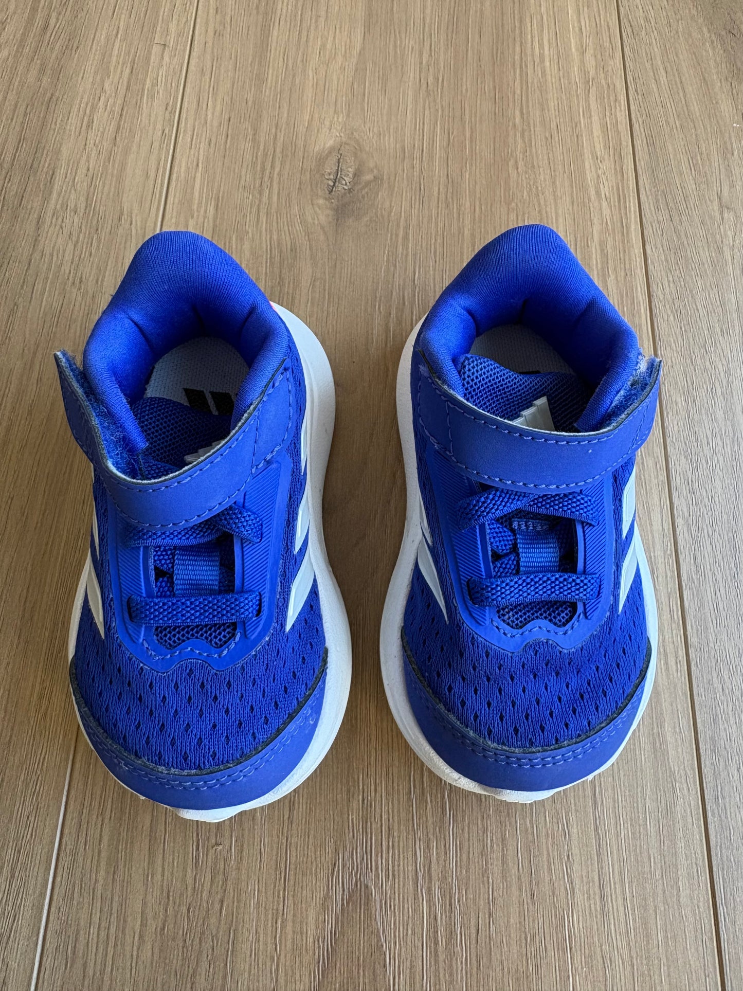 Soulier - Adidas - 19EUR/4US