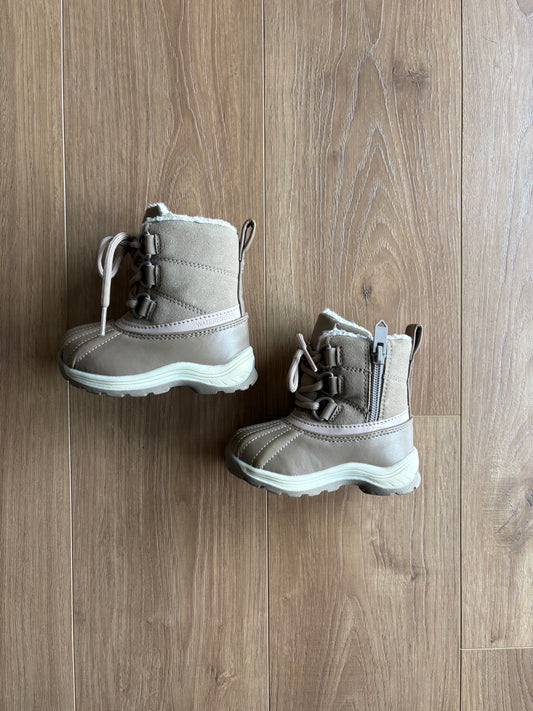 *Léger imparfait* Botte hiver - Yellow X Sarah Couture - 4US
