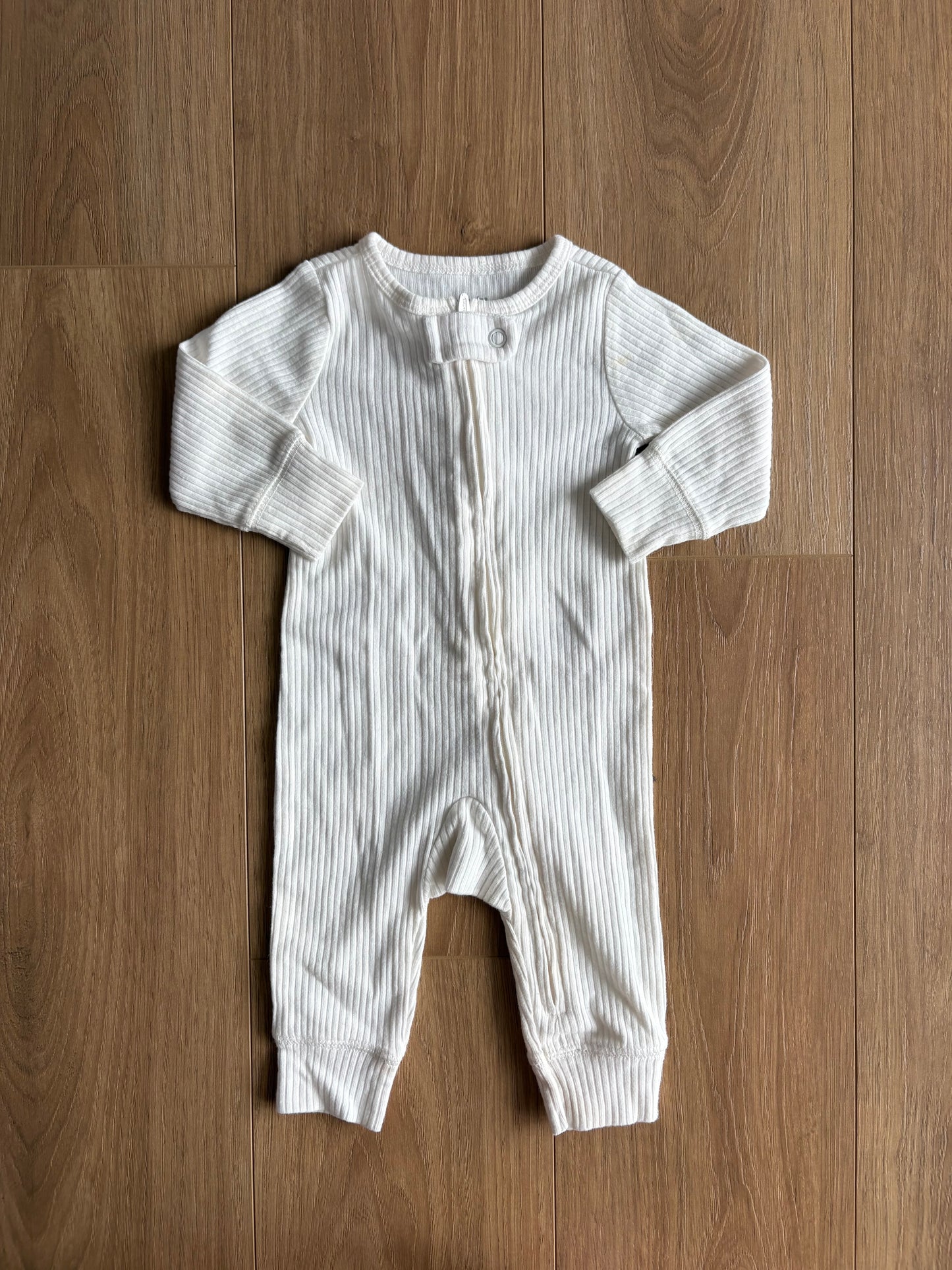 *Petite tache* Pyjama sans patte -  Carter’s - 3 mois