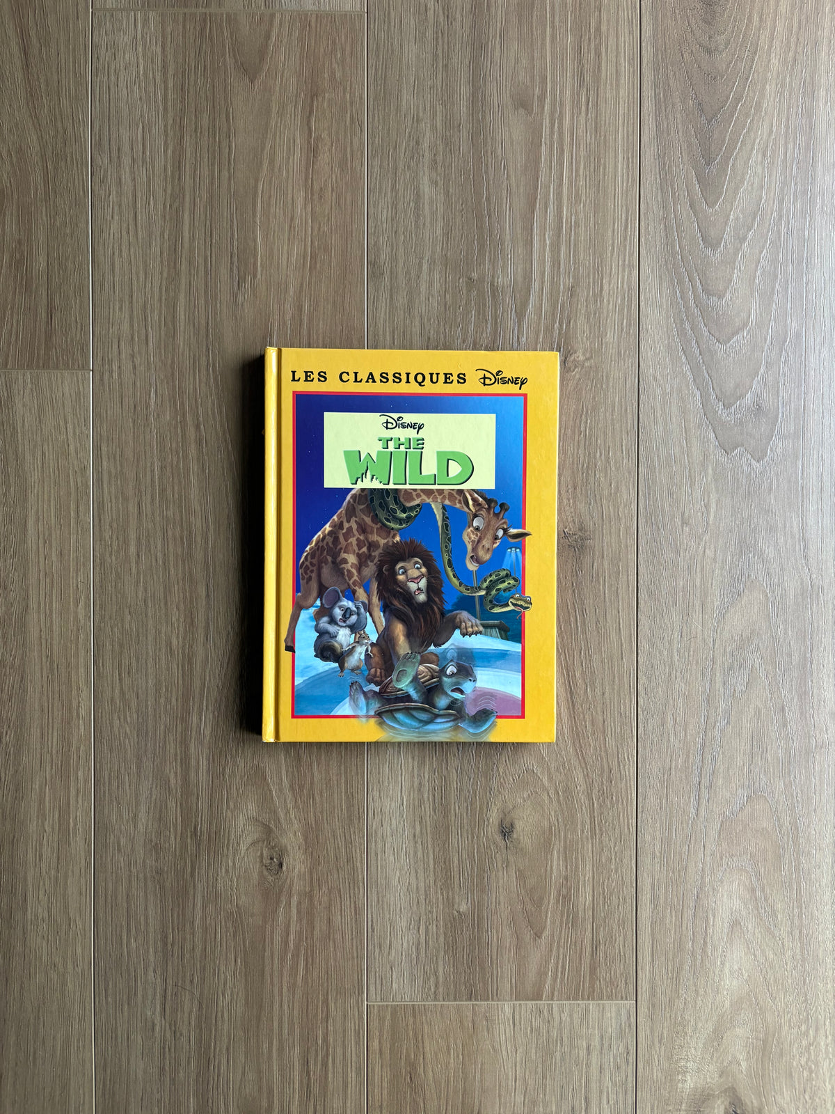 *leger imparfait* Les classiques Disney - The Wild, 95 pages (En français)