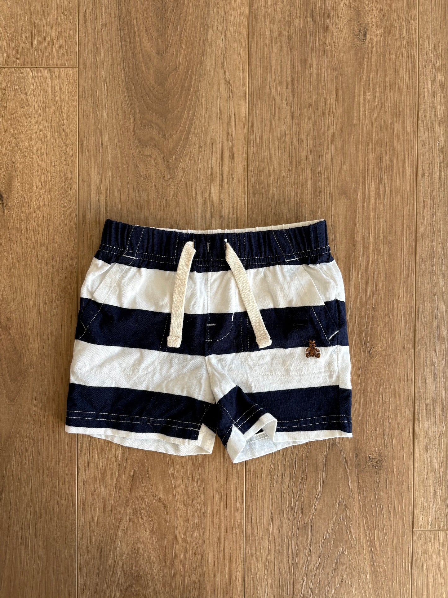 Short - Gap - 6/12 mois