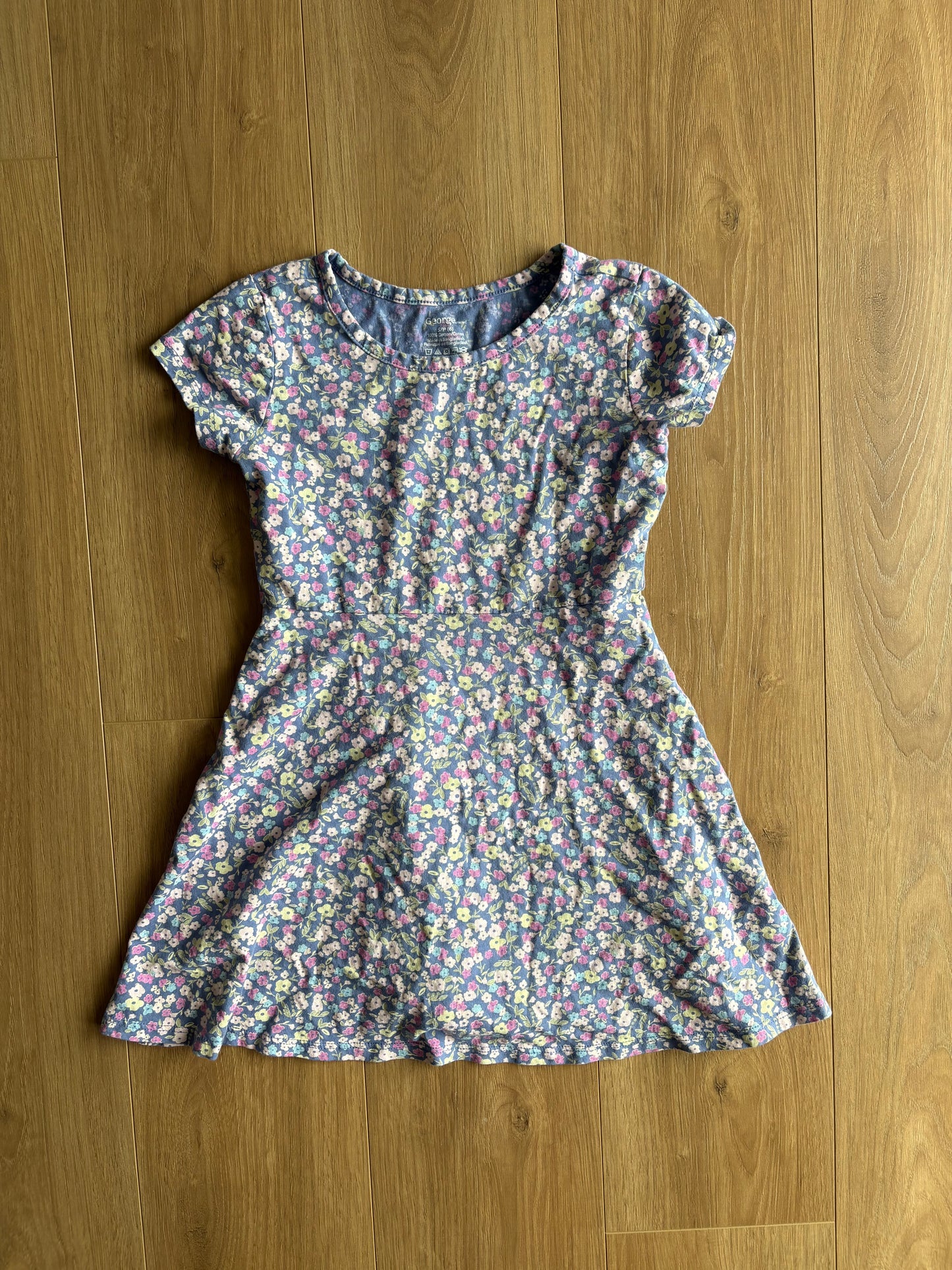 Robe - George - 6 ans