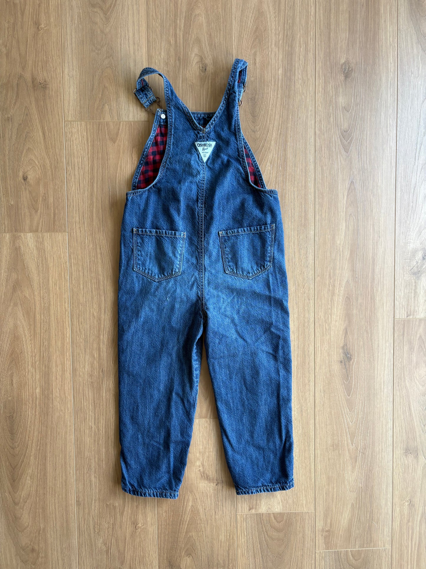 Salopette jeans - Oshkosh - 5 ans *Intérieur doublé carreauté*
