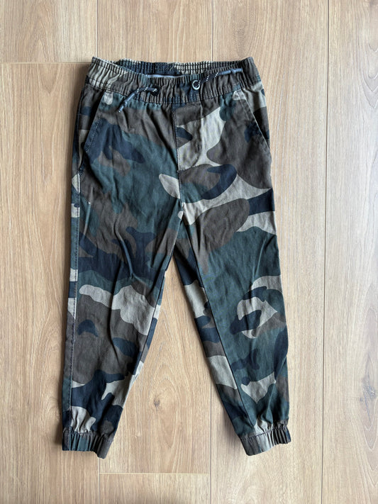 *petit trou* Pantalon - Sans marque - 4 ans