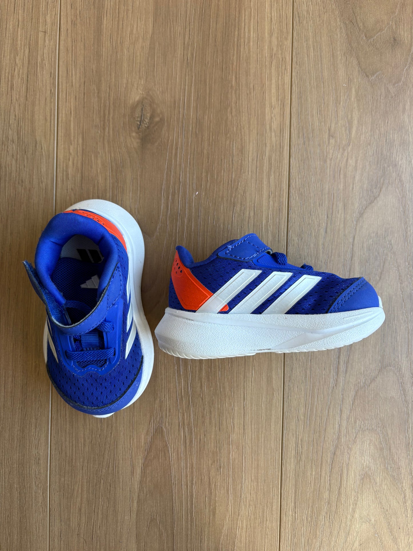Soulier - Adidas - 19EUR/4US