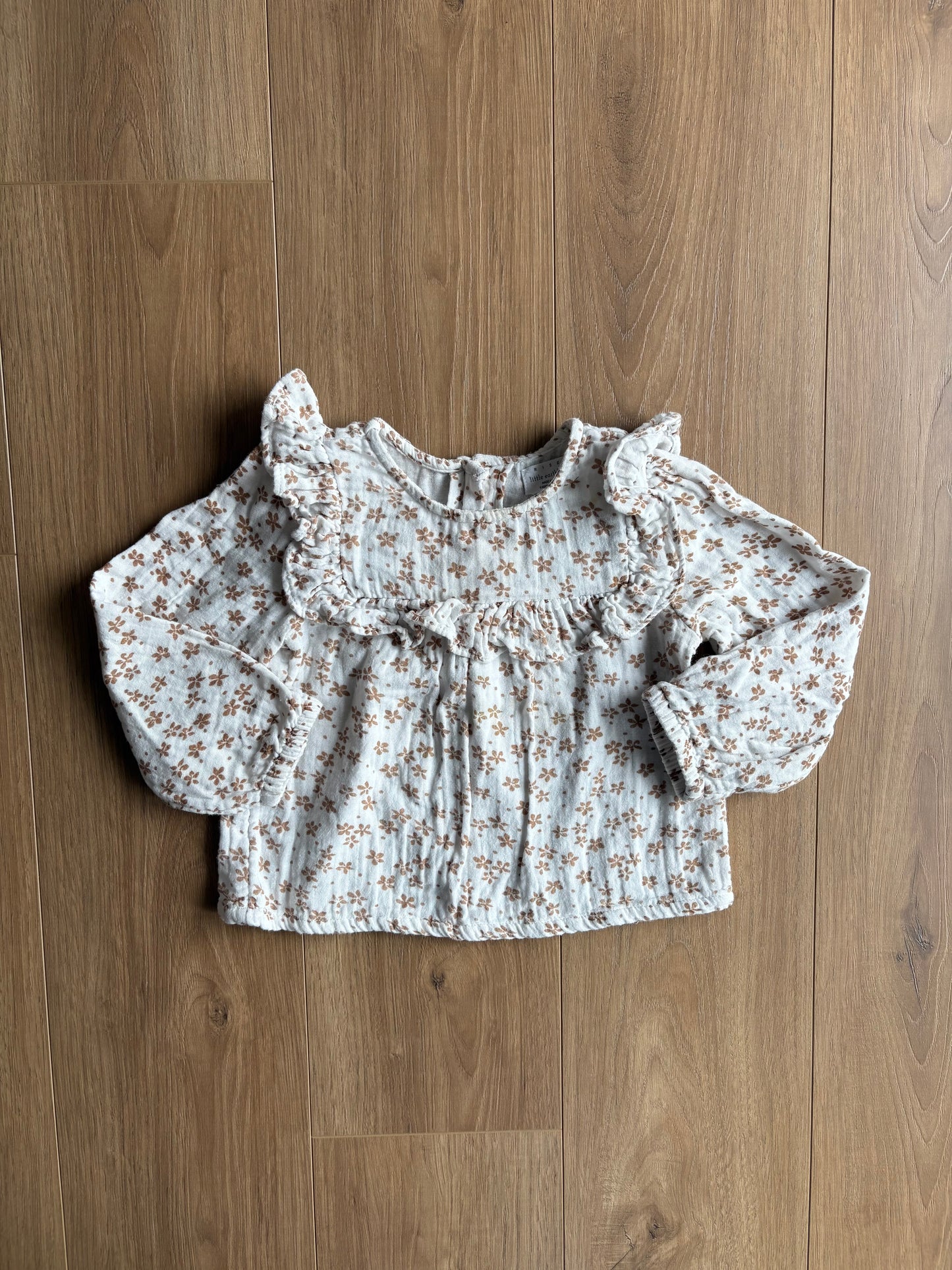 *Léger imparfait* Chandail manches longues - Little earthling - 12/18 mois