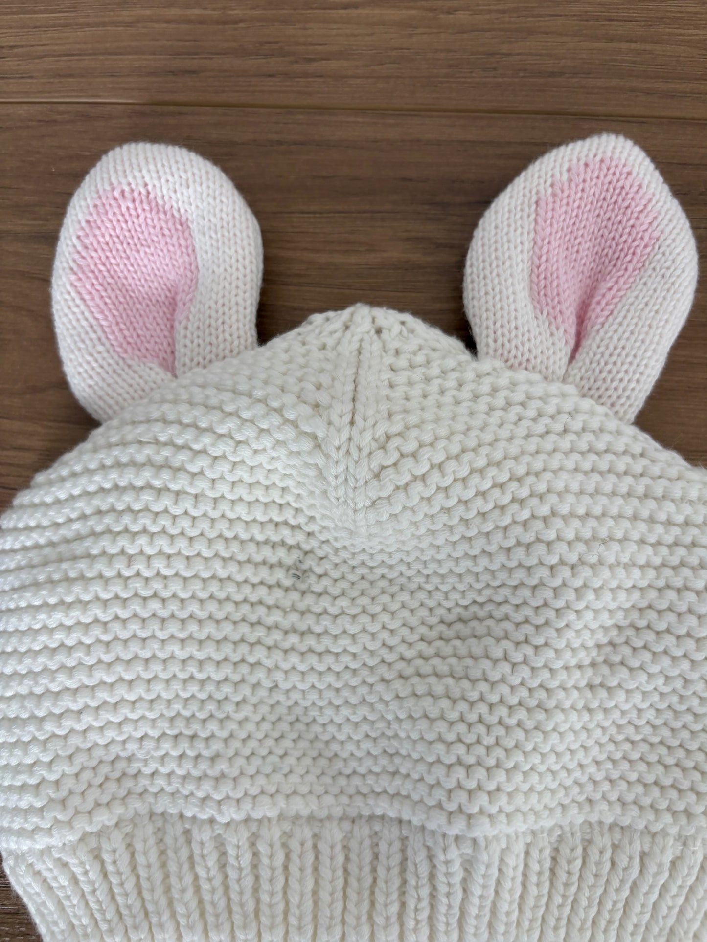*Mini tache* Tuque Automne/Printemps - Carter’s - 3/9 mois