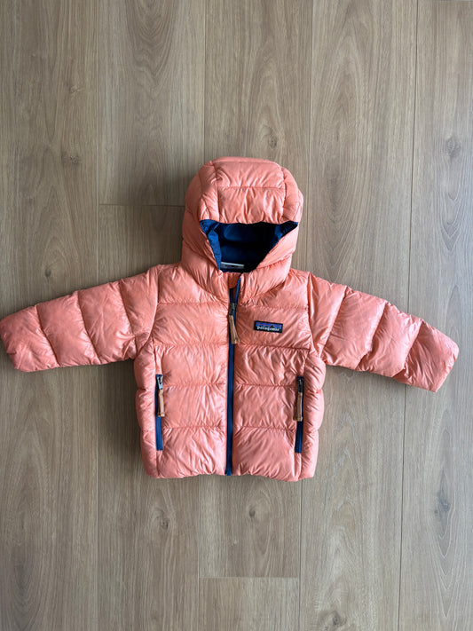 Manteau hiver en duvet - Patagonia - 6/12 mois *nom enfant écris sur etiquette*