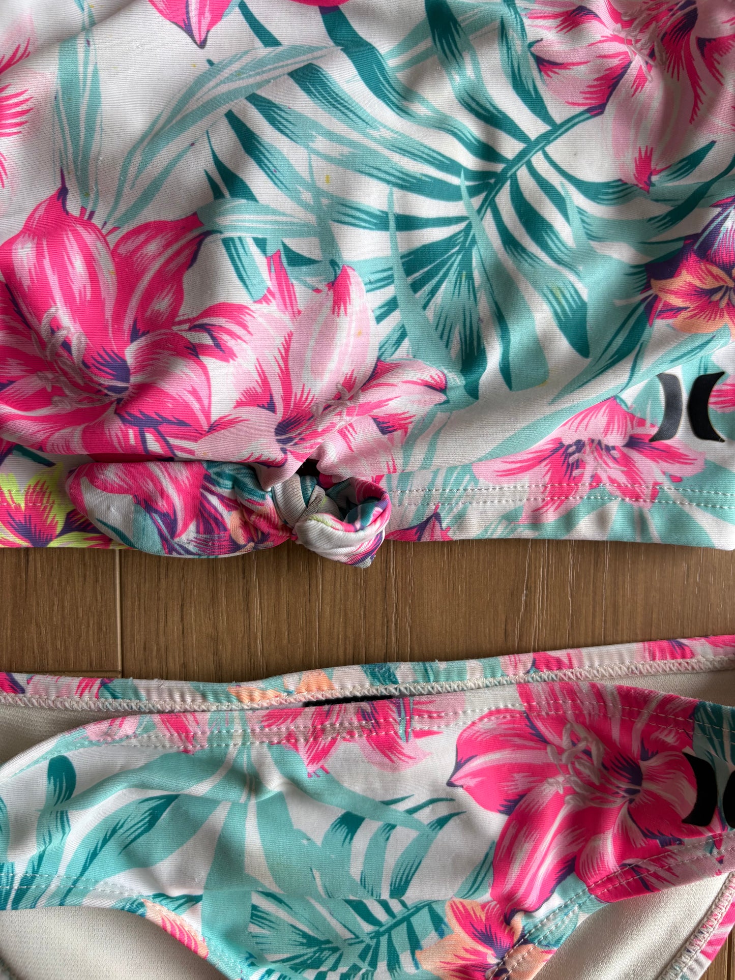 *petite tache* Maillot de bain - Hurley - 6 ans