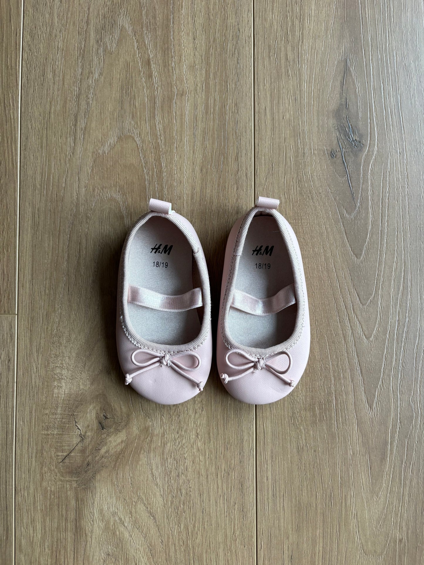 *Neuf sans étiquette* Soulier - H&M - 18/19