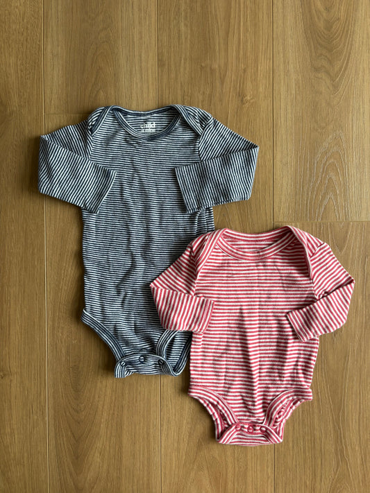 Lot Cache-couche - Carter’s + Little Earthling - 3/6M & 0/3M