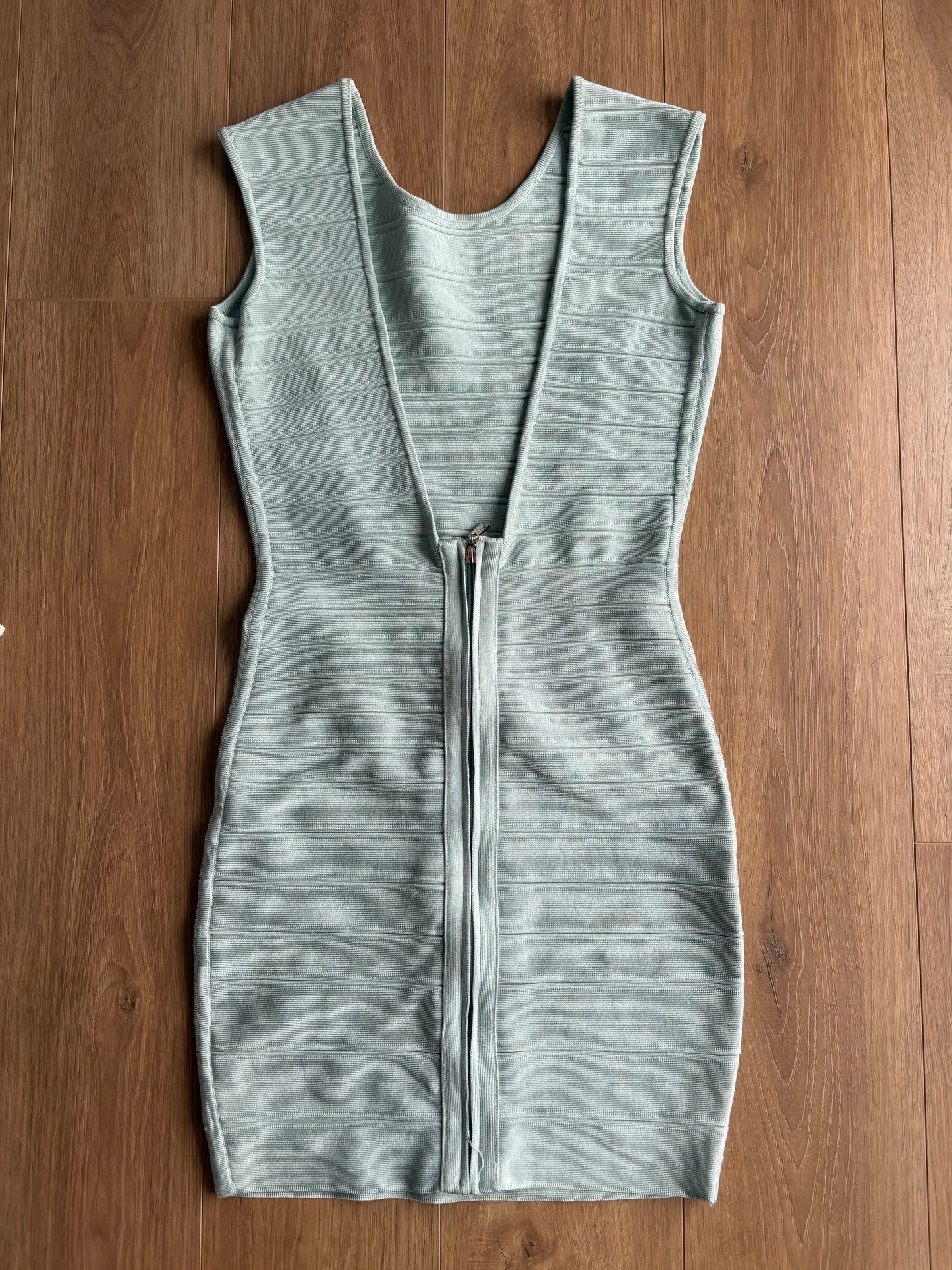 Robe - Guess By Marciano - Small